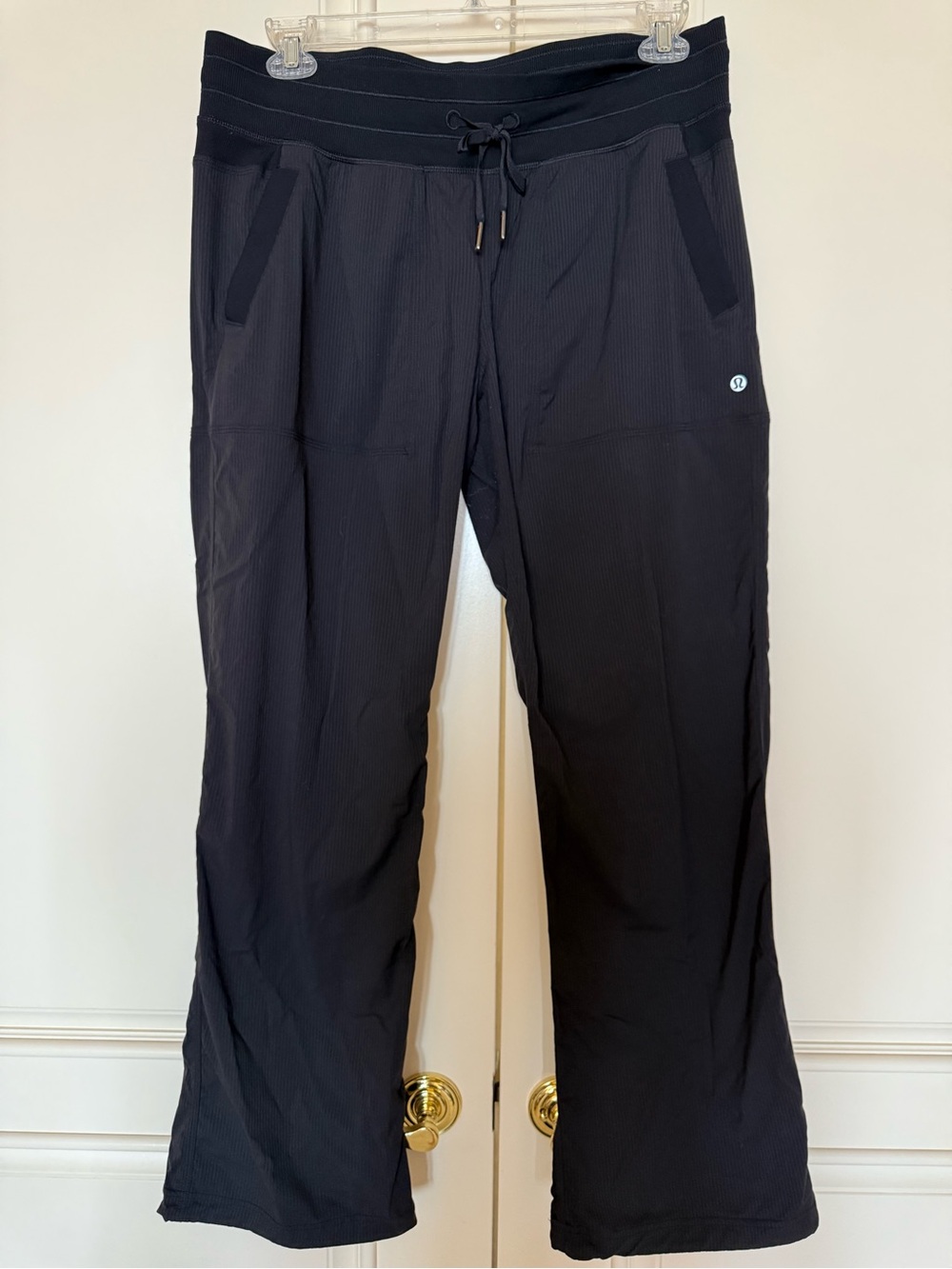Lululemon Black Drawstring Flare Pants Size 12 Ribbed Textured Pockets